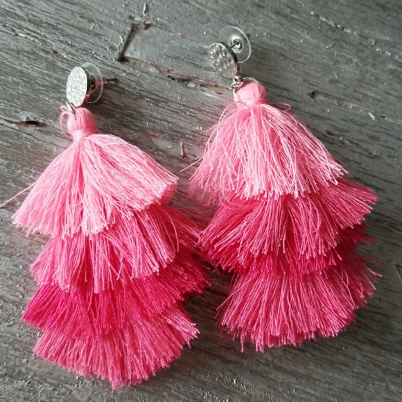 PINK TASSEL EARRINGS - Picture 3 of 3
